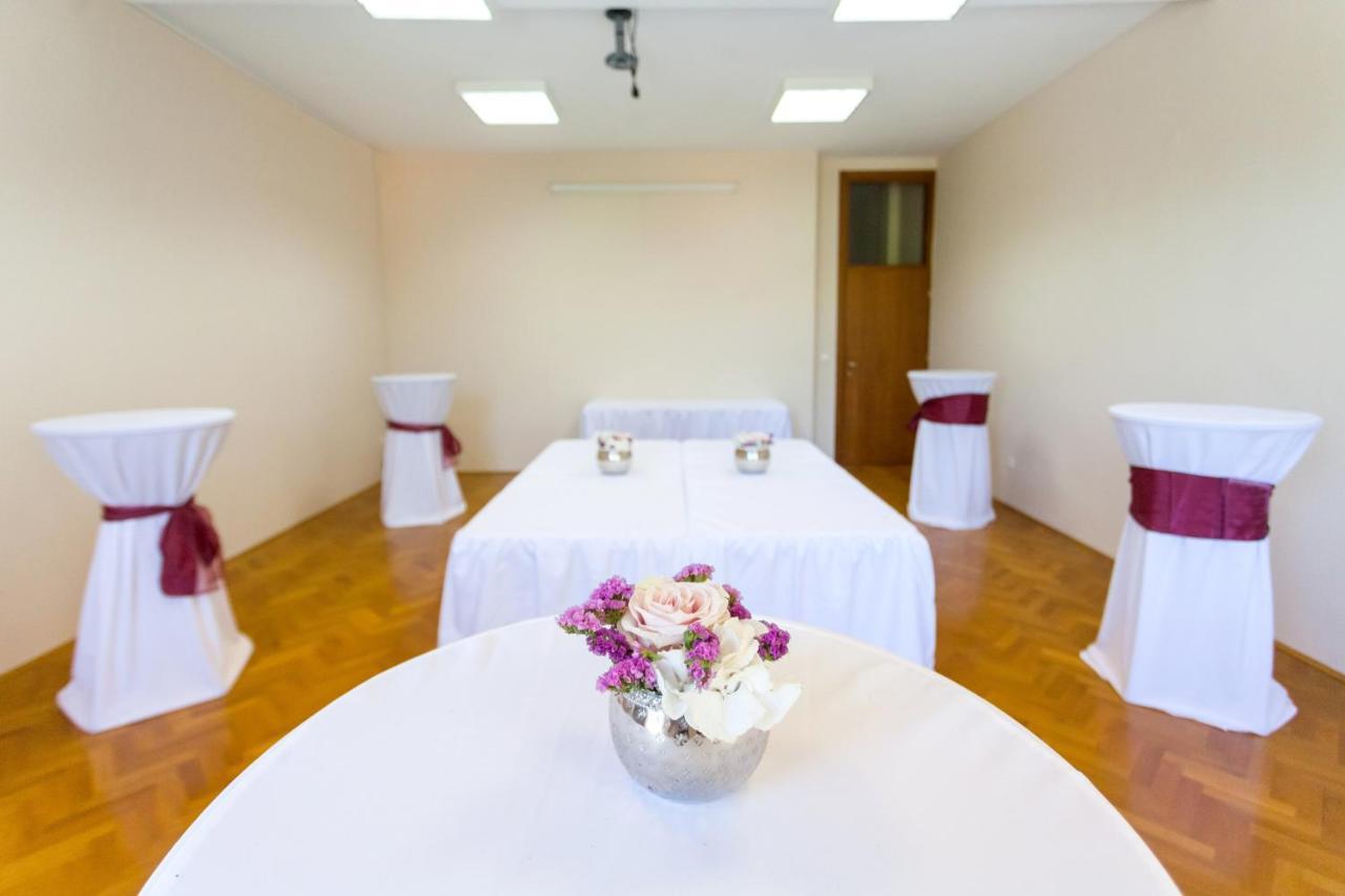 Hotel Pakrac Dış mekan fotoğraf