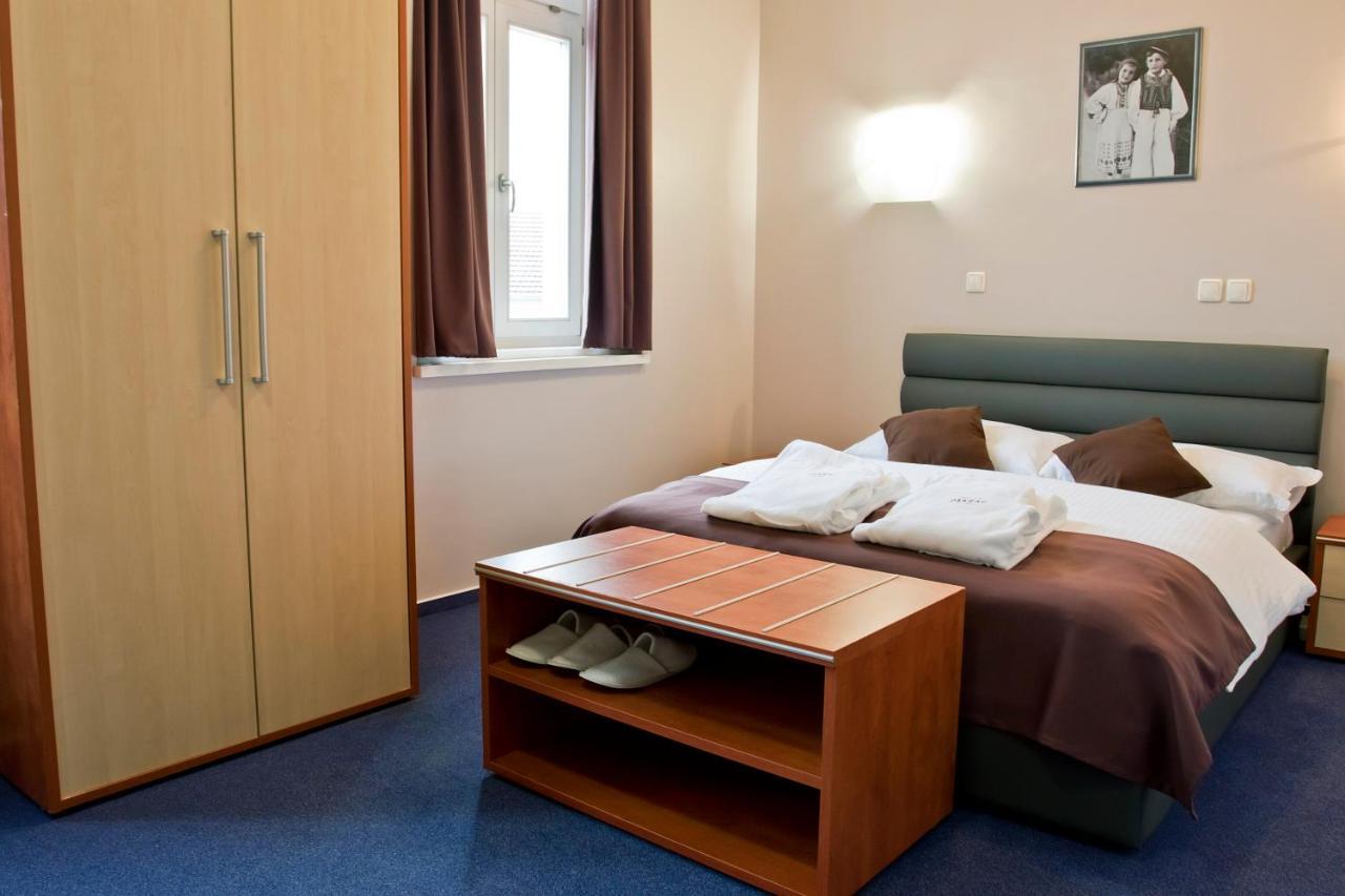 Hotel Pakrac Dış mekan fotoğraf