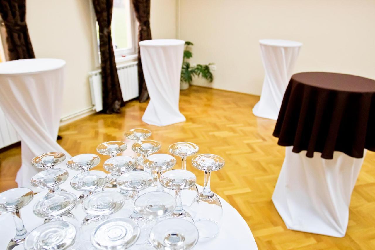 Hotel Pakrac Dış mekan fotoğraf